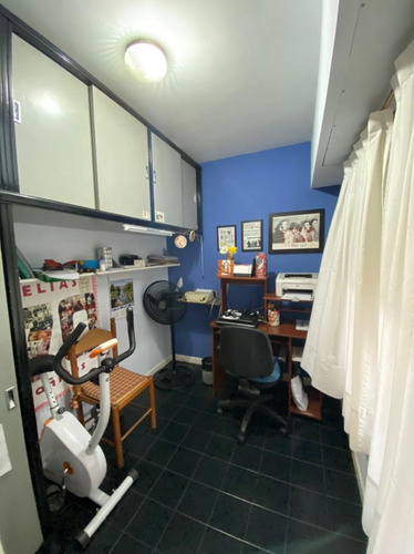 Imagen 15 de 19 de En Venta Casa 5 Amb Con Cochera Y Amplio Fondo Libre Con Pileta En Rdios De Escalada (138)