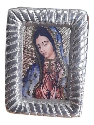 Virgen De Guadalupe En Marco De Metal Para Recuerdo