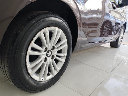 Peugeot 208 1.6 Allure