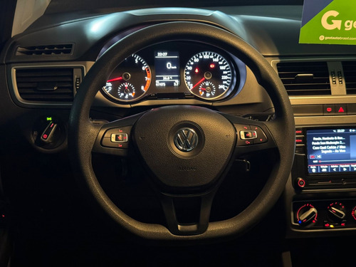 Volkswagen Fox 1.6 MSI TOTAL FLEX CONNECT 4P MANUAL