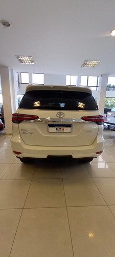 Imagen 4 de 7 de Sw4 Tdi Srx Aut L/21