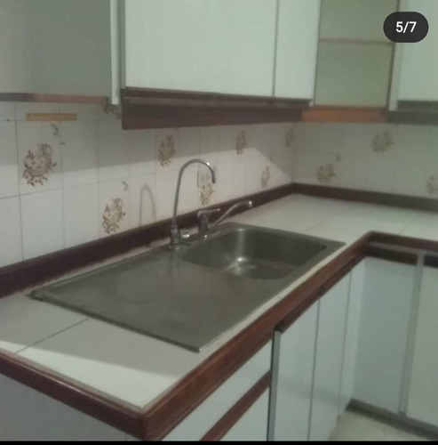 Imagen 8 de 13 de Apartamento En Alquiler Villa Hermosa Urb. Parque El Retiro 3 Habitaciones 2 Baños