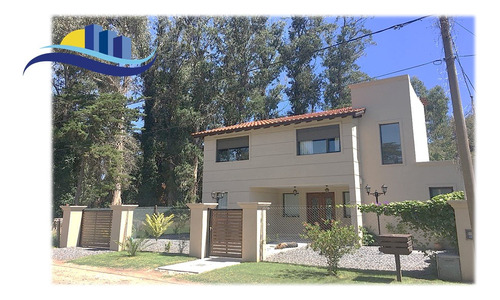 Venta Hermosa Casa En Bosque Peralta Ramos 5 Ambientes!!!