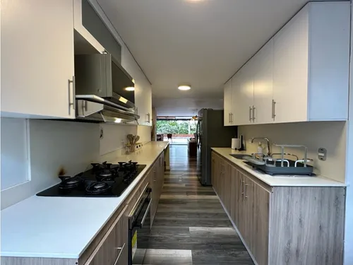 Apartamento En Arriendo Amoblada En Poblado Los Balsos Medellin