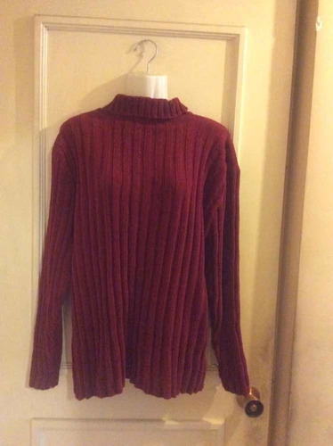 Sweater De Chenille Talla Small A Medium Color Burdeo