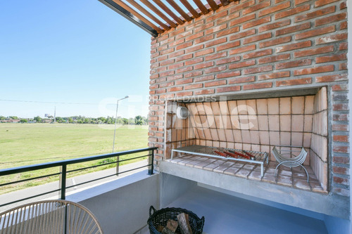 Imagen 9 de 13 de Ph De Dos Dormitorios Con Terraza Y Parrillero Exclusivo!