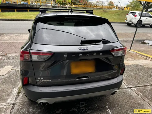 Ford Escape 2.5 Se Hev