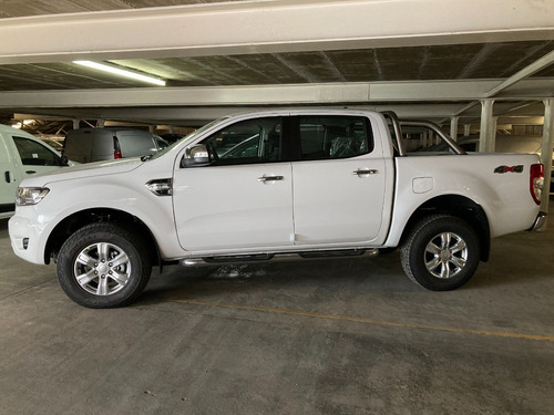 Imagen 6 de 15 de Ford Ranger Xlt 4x4 At 0km Sin Rodar