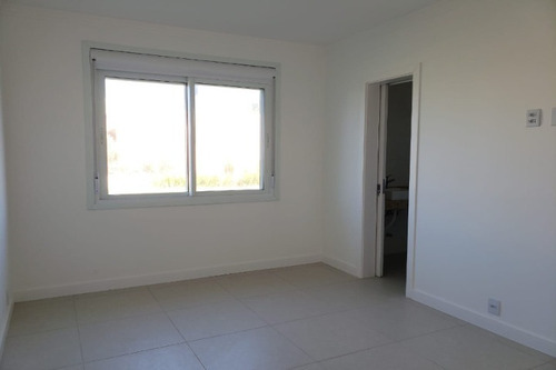 Imagem 10 de 16 de Casa À Venda Em Xangri-lá - Ca00989 - 34960856