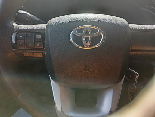 Toyota Hilux 2.8 Tdi Std Cab. Simples 4x4 2p