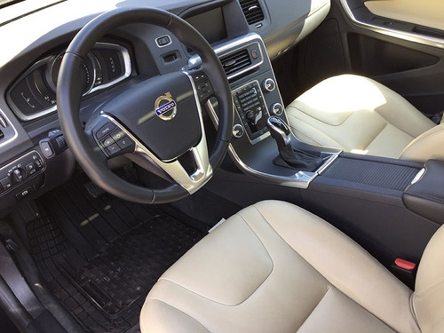 Volvo S60 D2 Limited Powershift