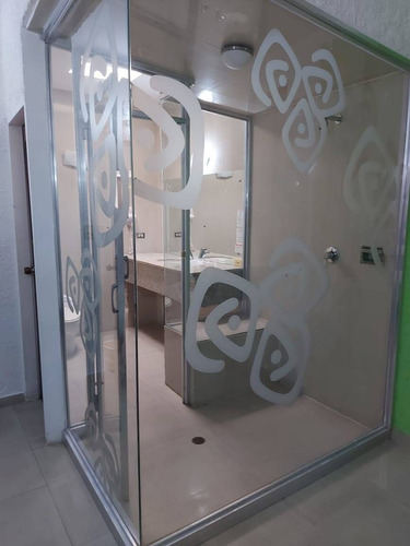 Imagen 5 de 11 de Frances Mijares Vende Infraestructura Hotelera En Barcelona Anzoategui Cód 161199