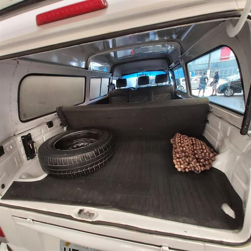 Volkswagen Kombi Standard 1.4 (flex) Flex Manual