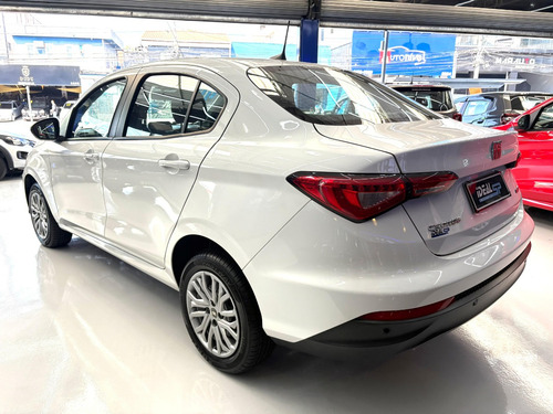 Fiat Cronos 1.0 Drive Flex 4p