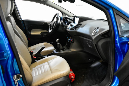 Imagen 9 de 15 de Ford Fiesta 1.6 5p Titanium 2019
