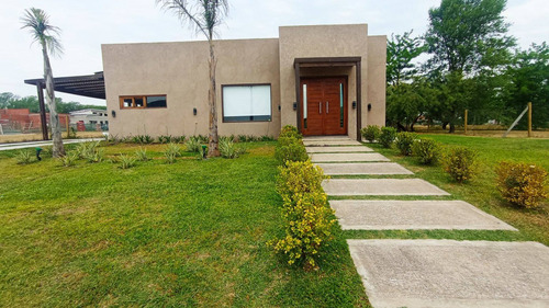 Imagen 4 de 30 de Venta Casa 4 Ambientes Con Pileta Y Gran Quincho