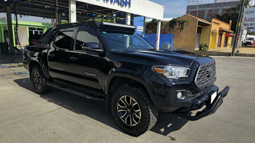 Toyota Tacoma TRD SPORT 4X2