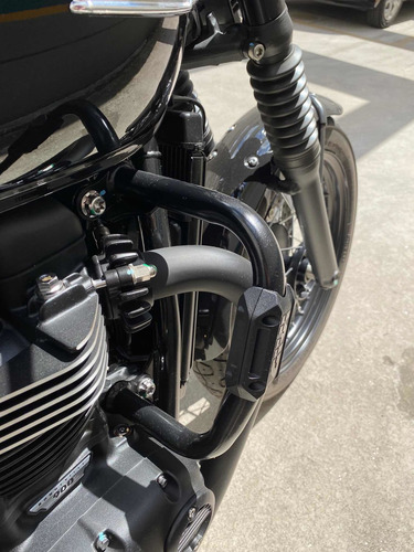 Imagem 9 de 11 de Triumph T100 Black