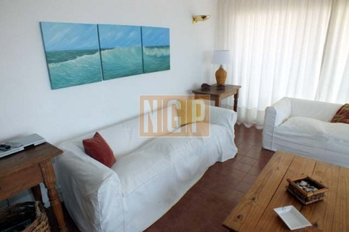 Hermoso Con Vista Total Al Puerto Divino-ref:12501