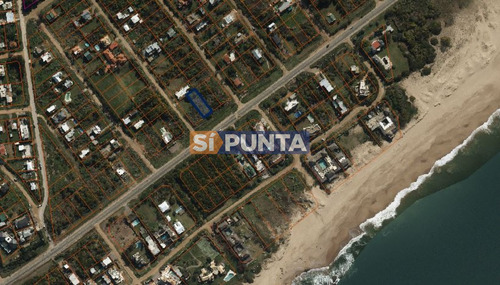 Terreno En Venta, Altos De Punta Piedras 