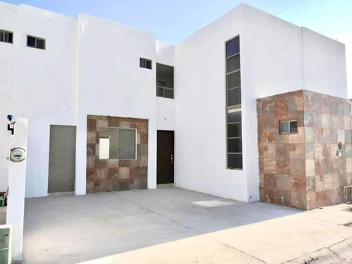 Casa En Venta En Villas De Las Perlas