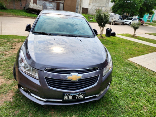 Imagen 4 de 12 de Chevrolet Cruze 1.8 Ltz
