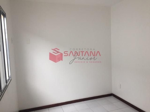 Imagem 4 de 9 de Casa Duplex, Com Excelente Localização Em Condomínio Fechado - 93150625