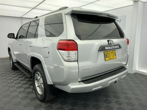 Toyota 4Runner 4.0 Sr5 Automática