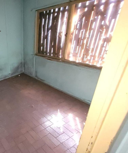 Vendo Lote 10 Por 30 Con Casa A Reciclar