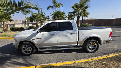 Camioneta Ram 2500 Laramie V8 At 4x4