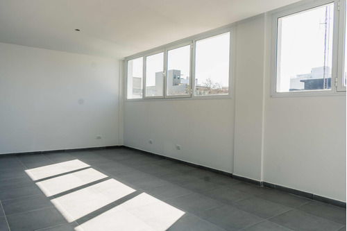 Alquilo Piso Oficina A Estrenar Balcón 90 Mts