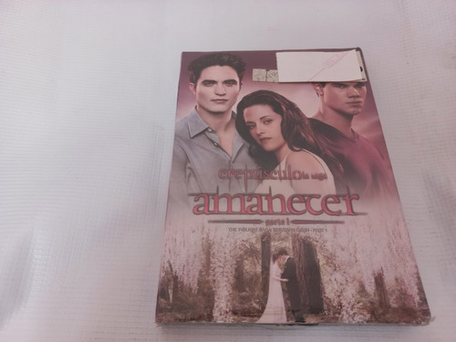 Crepúsculo La Saga - Amanecer Parte 1 Dvd Confunda De Cartón