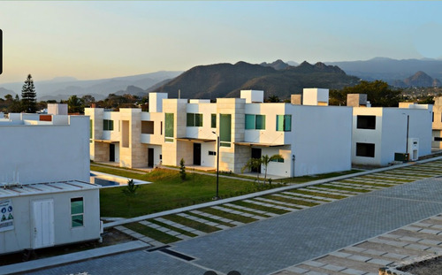 Casa En Venta Oaxtepec, Morelos. Recuperación Bancaria Laab1