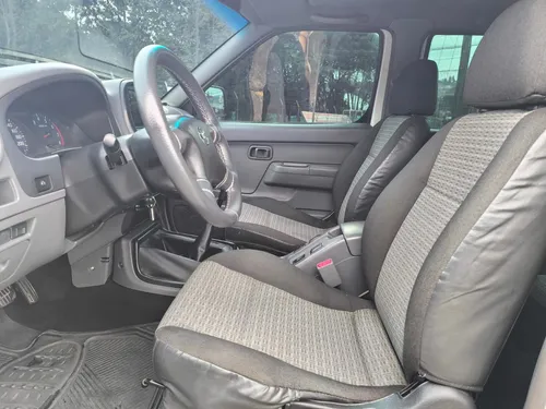 Nissan Frontier 2.4 Ax D22