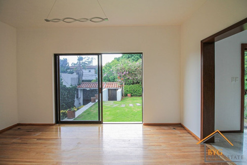 Imagen 5 de 19 de Oportunidad Unica !!!casa Con Jardines , Llena De Luz, Baja