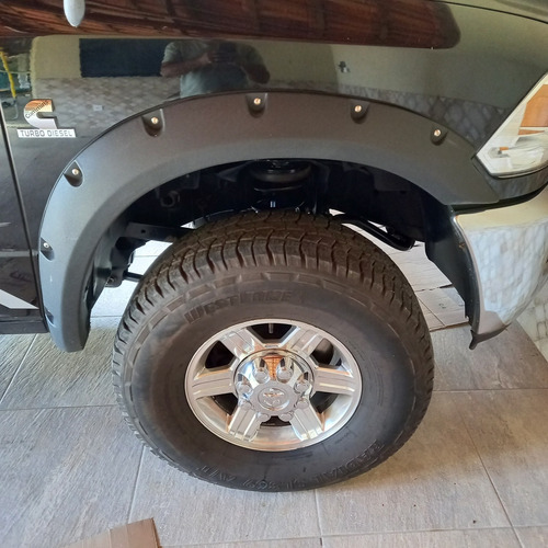 Imagem 11 de 16 de Ram Ram 2500 2012 6.7 Laramie Cab. Dupla 4x4 Aut. 4p