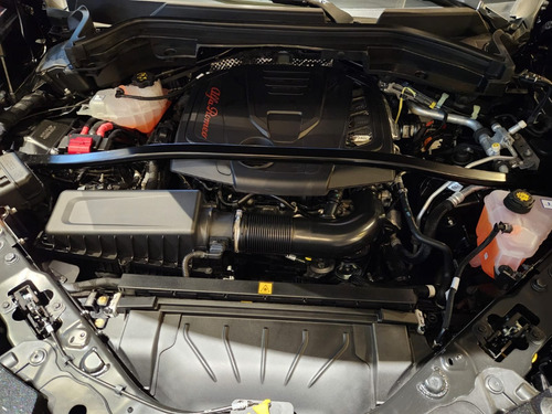 Alfa Romeo Stelvio 2.0 280cv At Q4 Veloce