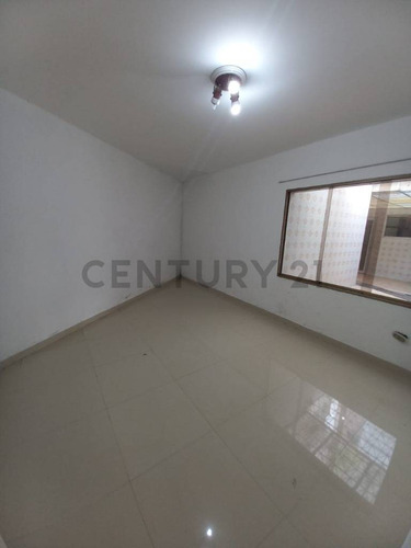 Apartamento En Venta Resid. Ana María El Picacho- San Antonio De Los Altos
