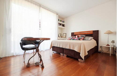 Venta - Casa 8 Ambientes - Vicente López