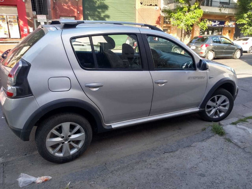 Renault Sandero Stepway 1.6 Confort 105cv 2012
