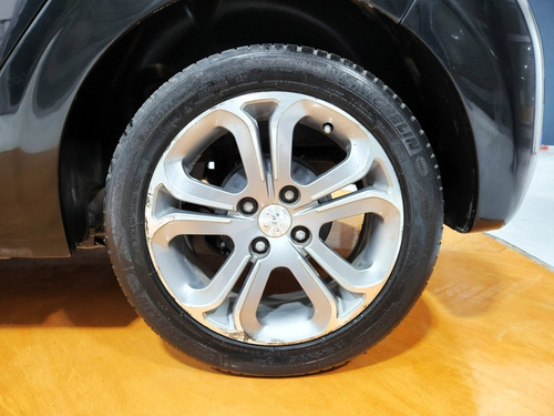 Imagen 15 de 25 de Peugeot 208 1.6 Feline Pack Cuir