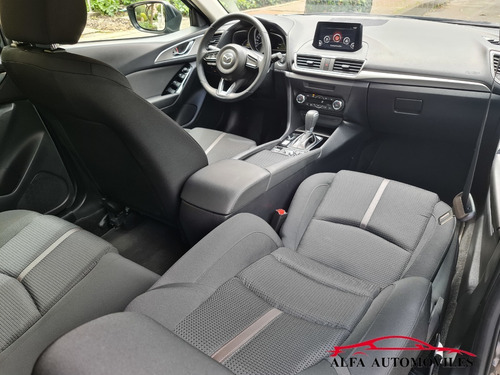 Mazda 3 2.0 Sport Touring