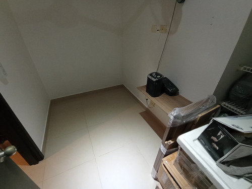 Imagen 13 de 30 de Zona Norte - Venta De Casa En Barcelona De Indias.