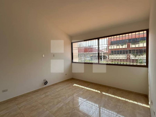 En Venta Acogedor Twonhouse En La Cuidad De Lecheria Estado Anzotegui