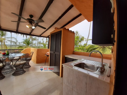 Remax Vende Apartamento Con Hermosa Terraza En El Conjunto Los Cayos