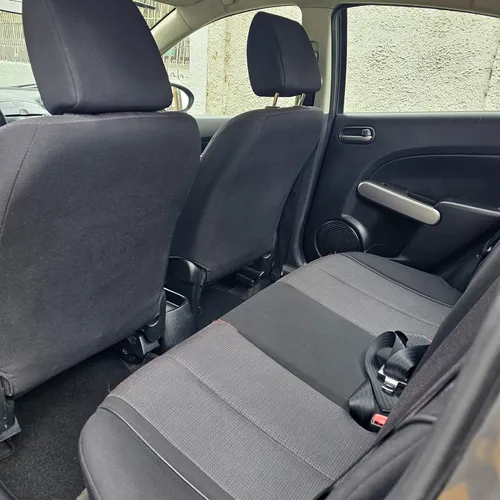 Mazda 2 Mazda 2 sedan automático