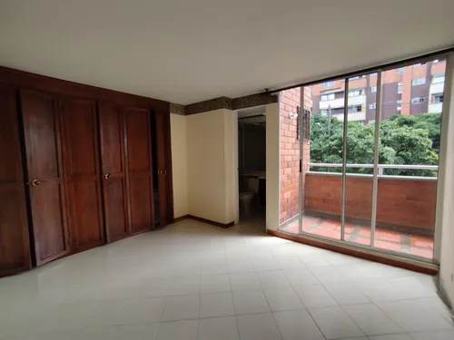 Apartamento En Arriendo En Calasanz. Cod A17347