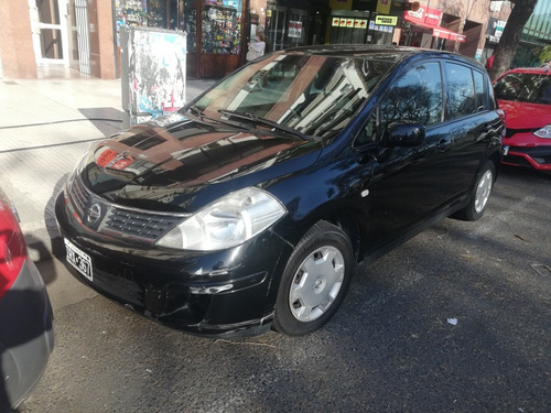 Nissan Tiida 1.8 Visia 2010