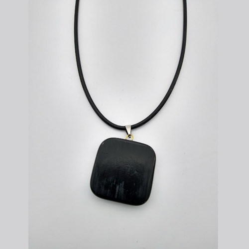 Imagen 4 de 4 de Collar Cráneo De Toro Dark Vidrio Pintado A Mano