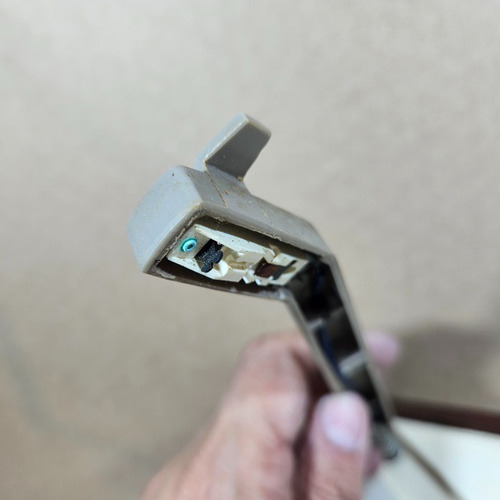 Rádio Vitrola Telestero Falta Agulha Sem Garantias Funcionar (Usado)